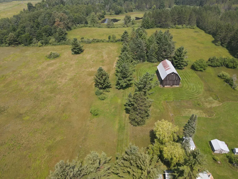 2838 W Trask Lake Rd Barton City, MI 48705