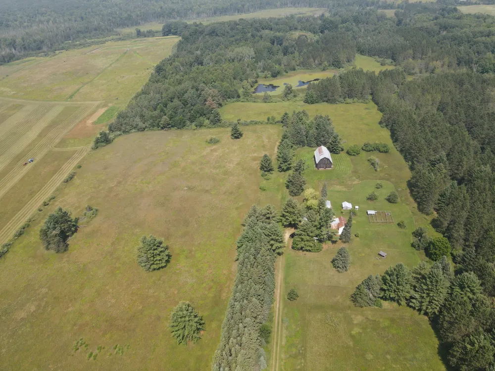 2838 W Trask Lake Rd Barton City, MI 48705
