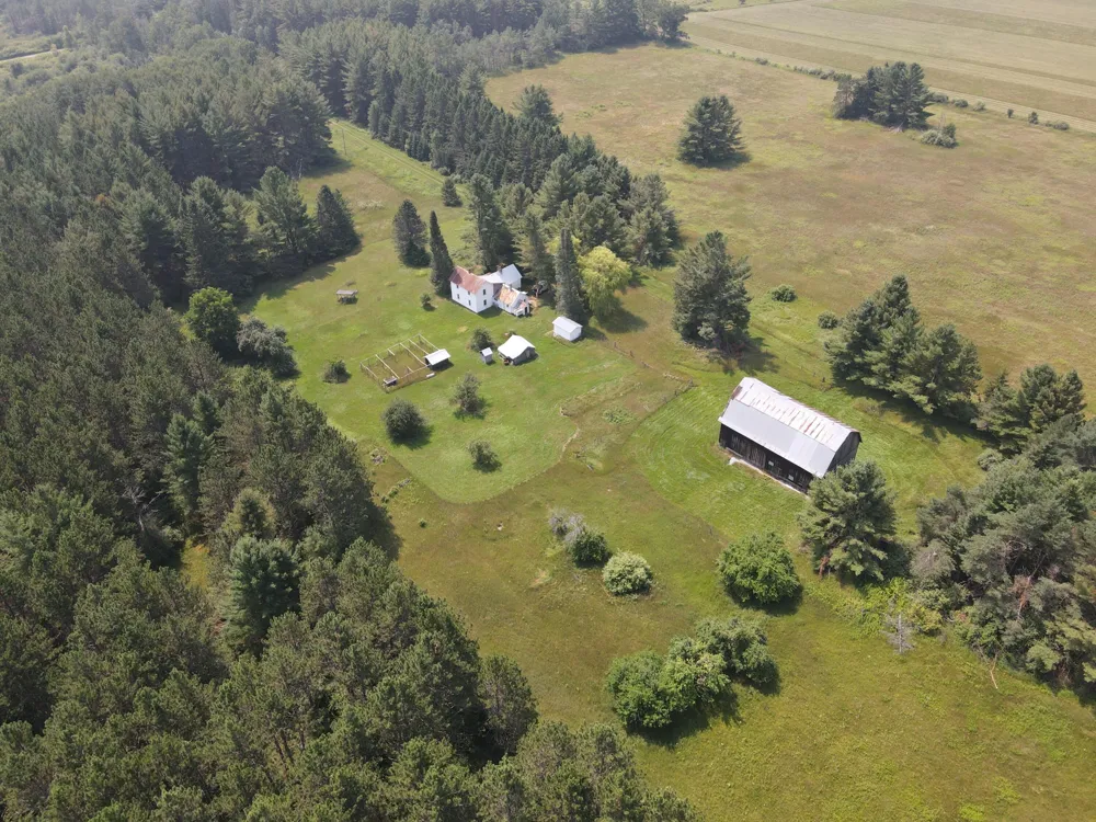 2838 W Trask Lake Rd Barton City, MI 48705