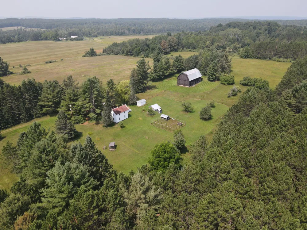 2838 W Trask Lake Rd Barton City, MI 48705