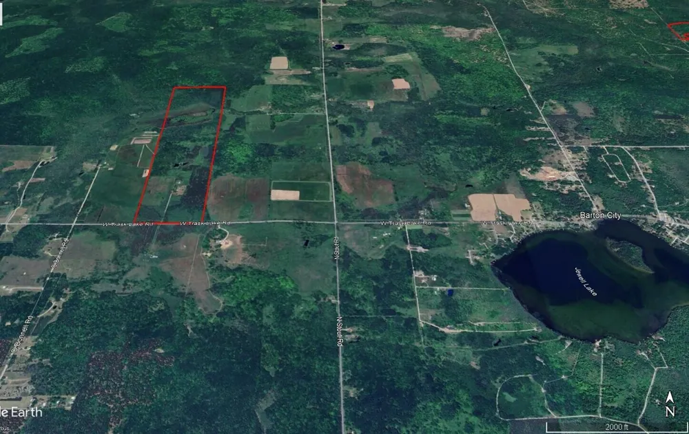 2838 W Trask Lake Rd Barton City, MI 48705