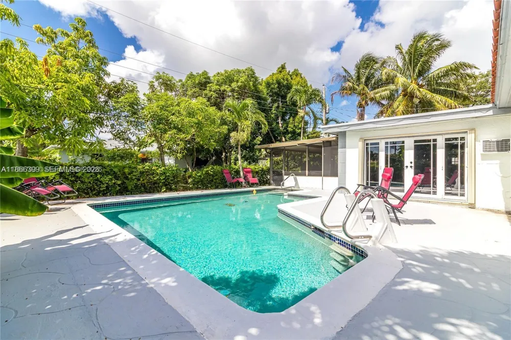 460 NW 88th Ter El Portal, FL 33150