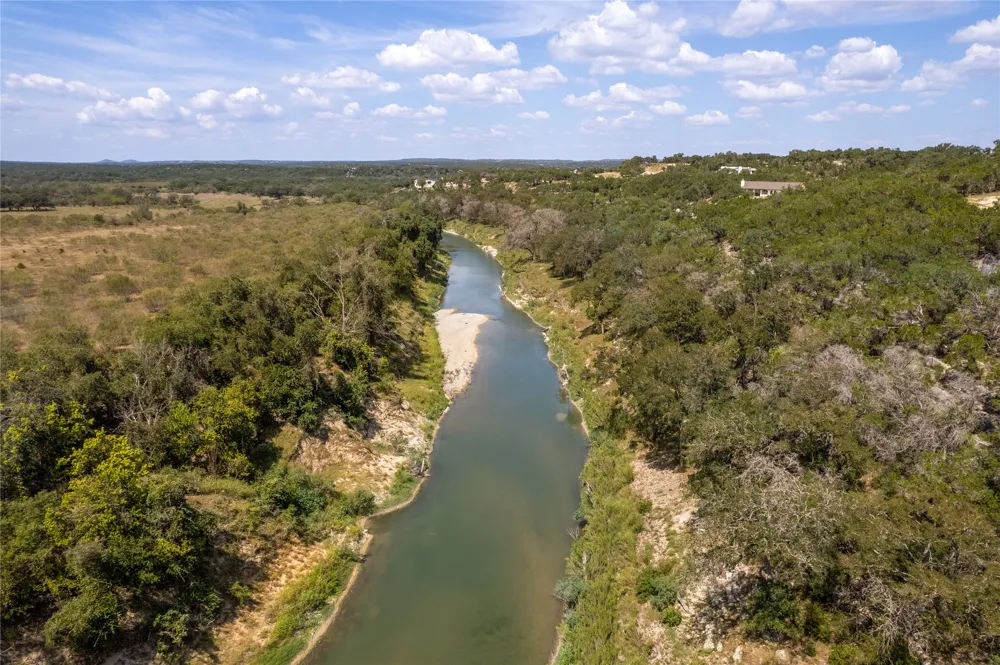 1853 Paradise Parkway Canyon Lake, TX 78133