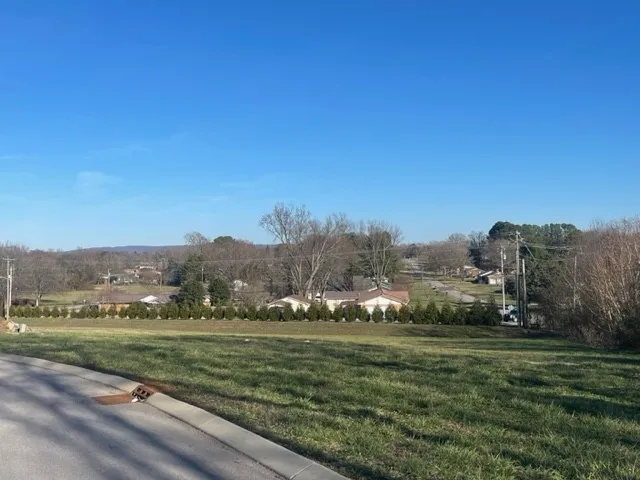 66 Edgefield Ct Winchester, TN 37398