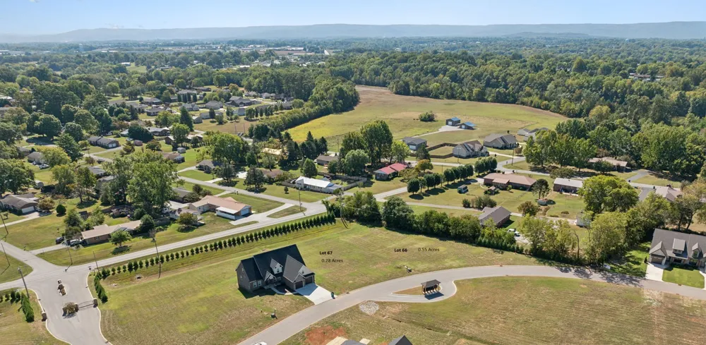 66 Edgefield Ct Winchester, TN 37398
