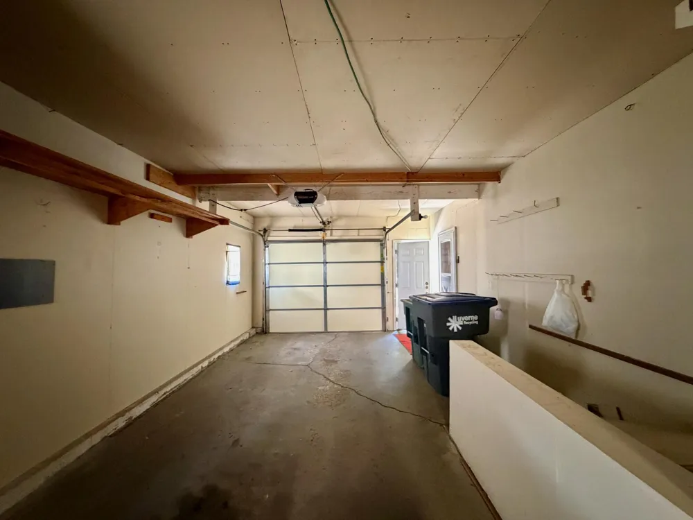 1115 Elmhurst Avenue Luverne, MN 56156