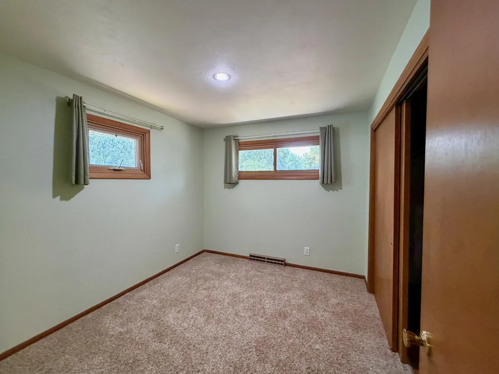 1115 Elmhurst Avenue Luverne, MN 56156