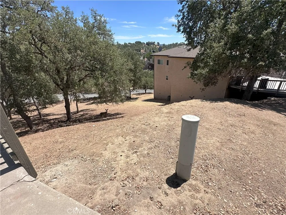 2434 Stern Deck Road Bradley, CA 93426