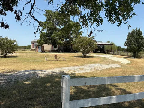 912 Highway 36 W