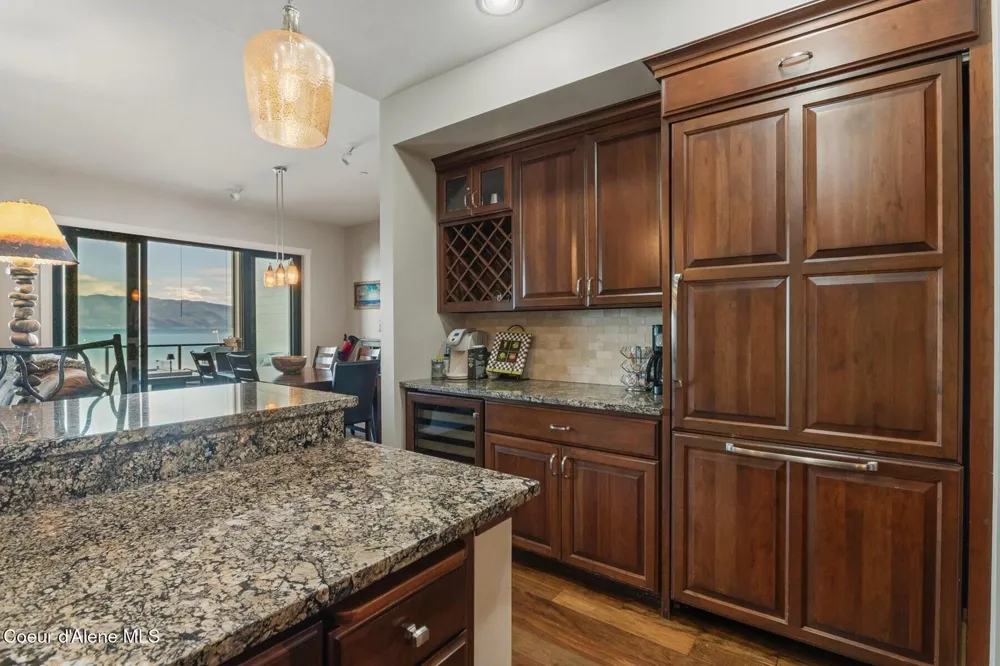 606 Sandpoint Avenue Sandpoint, ID 83864