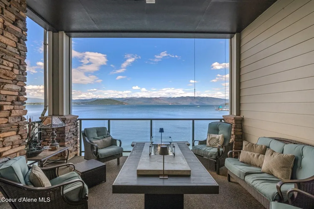 606 Sandpoint Avenue Sandpoint, ID 83864