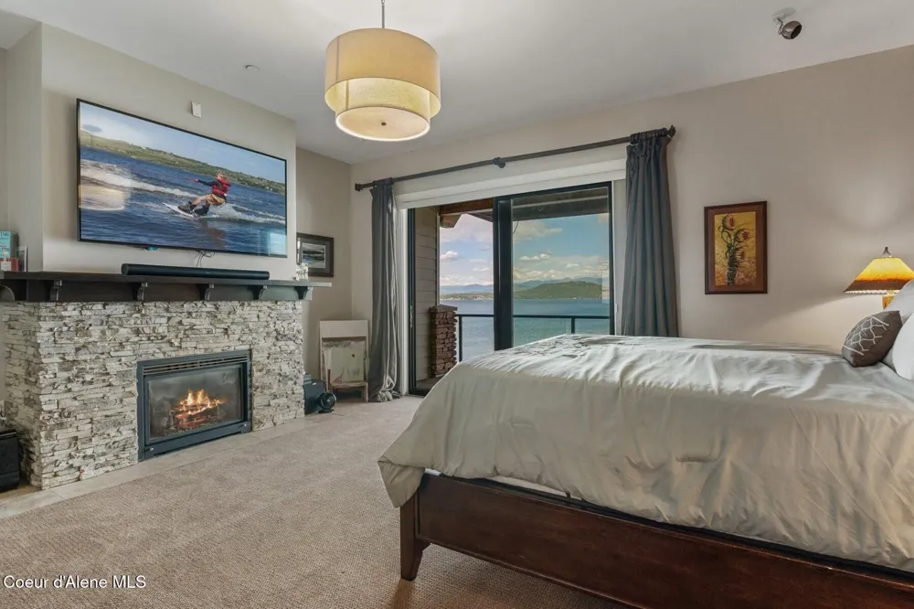 606 Sandpoint Avenue Sandpoint, ID 83864