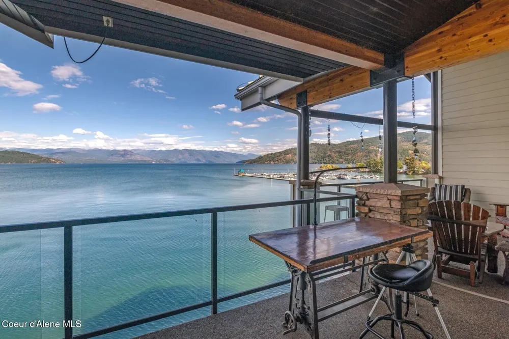 606 Sandpoint Avenue Sandpoint, ID 83864