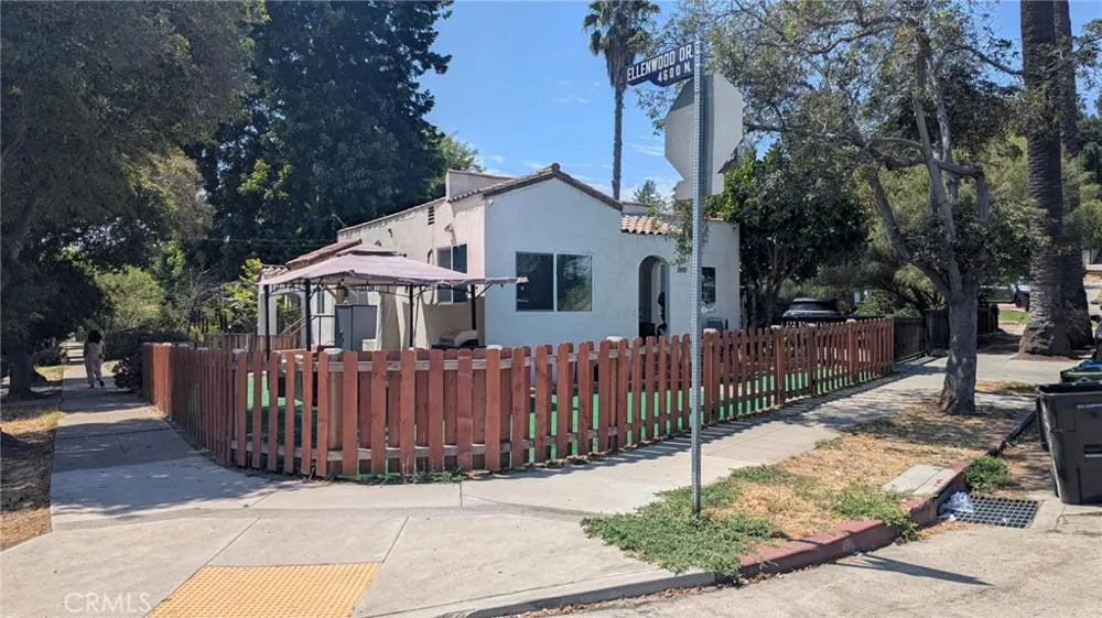 2402 Langdale Avenue Los Angeles, CA 90041