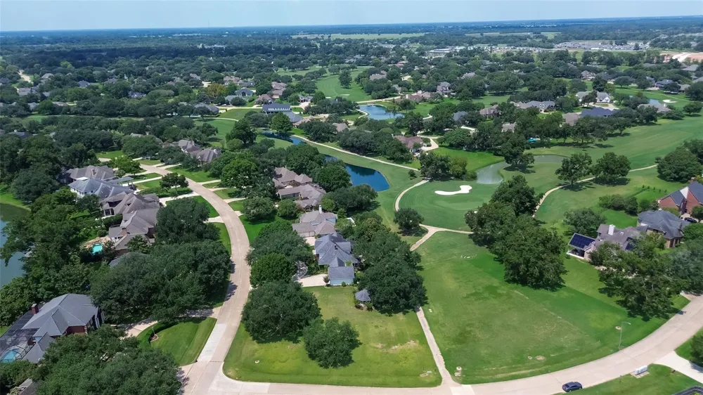 5319 Waterbeck Street Weston Lakes, TX 77441