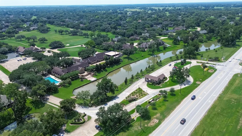 5319 Waterbeck Street Weston Lakes, TX 77441