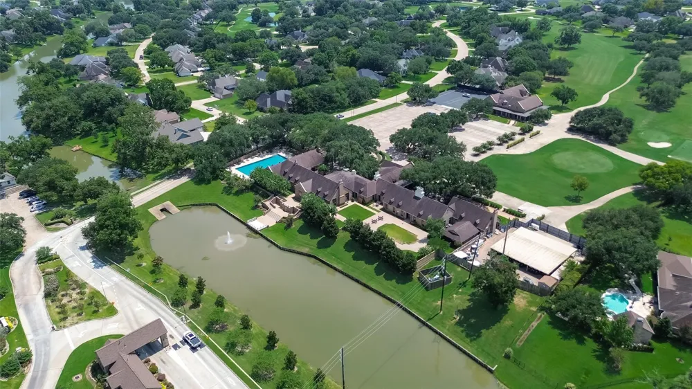 5319 Waterbeck Street Weston Lakes, TX 77441