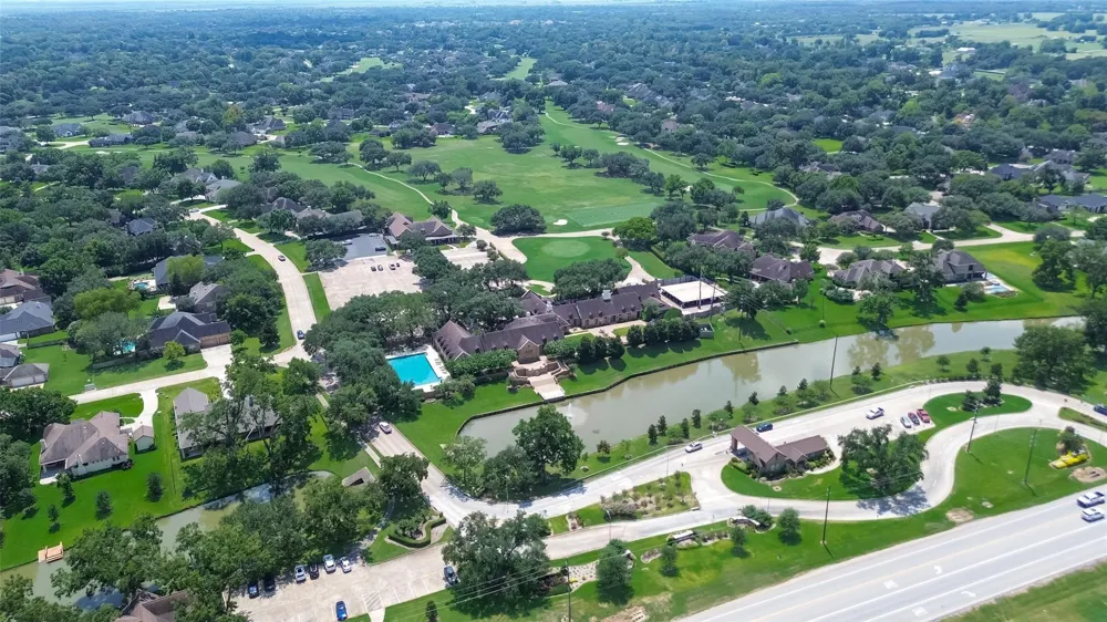 5319 Waterbeck Street Weston Lakes, TX 77441