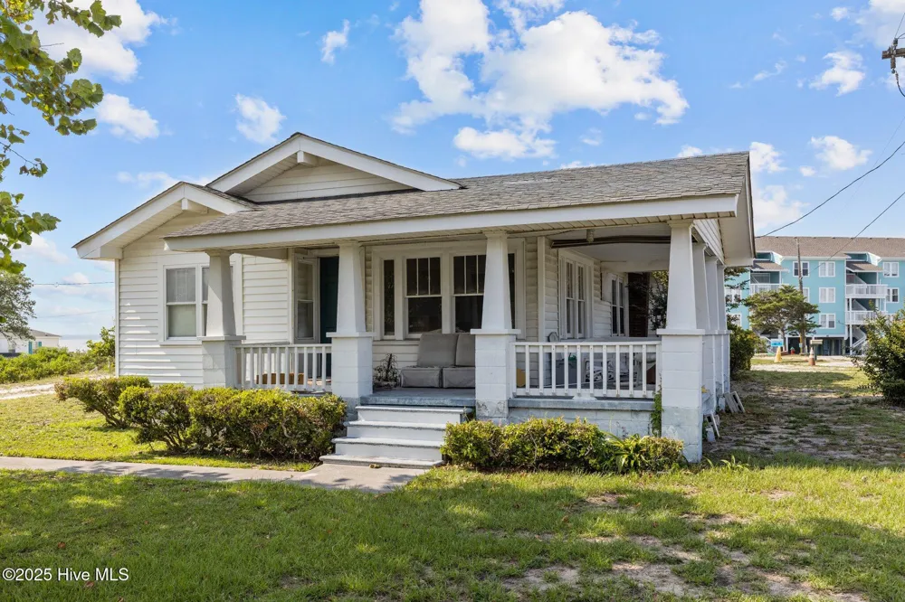 1024 Salter Path Road Salter Path, NC 28512