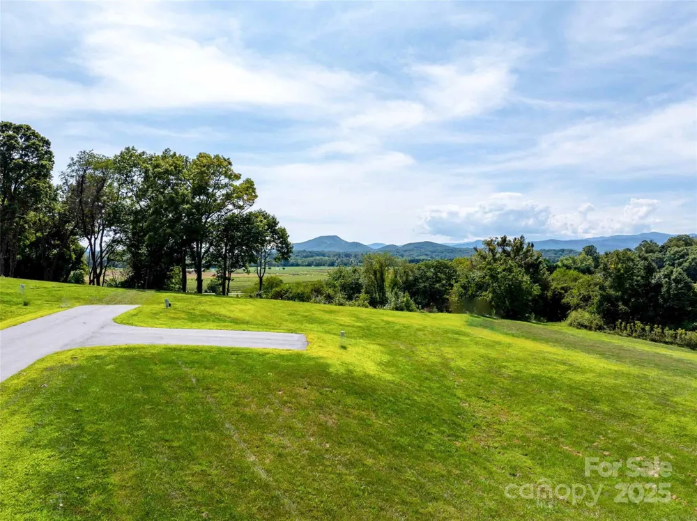 202 Soapstone Trail #68 Mills River, NC 28759