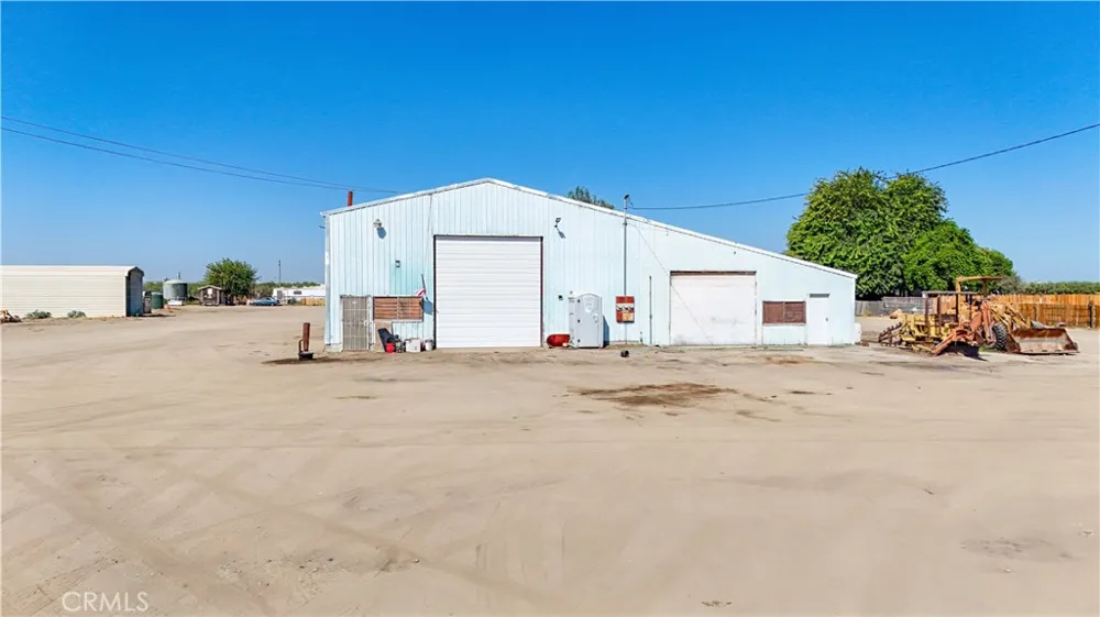 23174 Road 6 Chowchilla, CA 93610