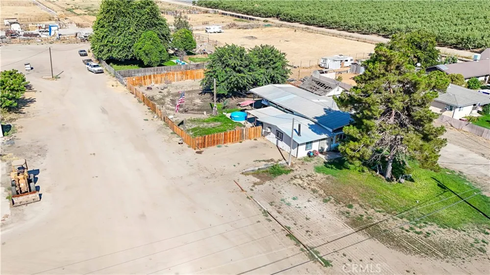 23174 Road 6 Chowchilla, CA 93610