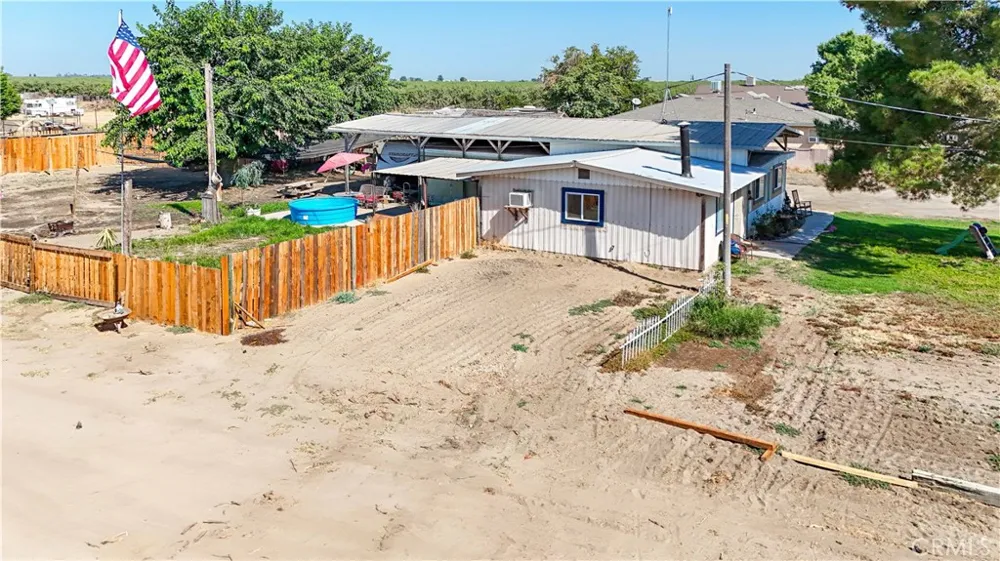 23174 Road 6 Chowchilla, CA 93610