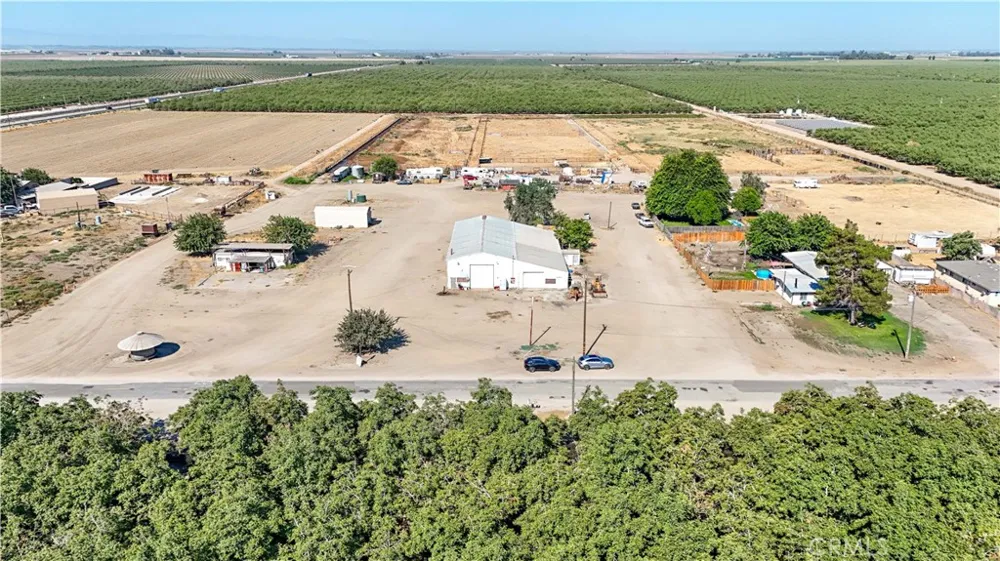 23174 Road 6 Chowchilla, CA 93610