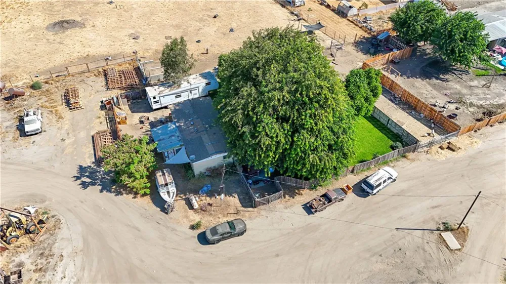 23174 Road 6 Chowchilla, CA 93610