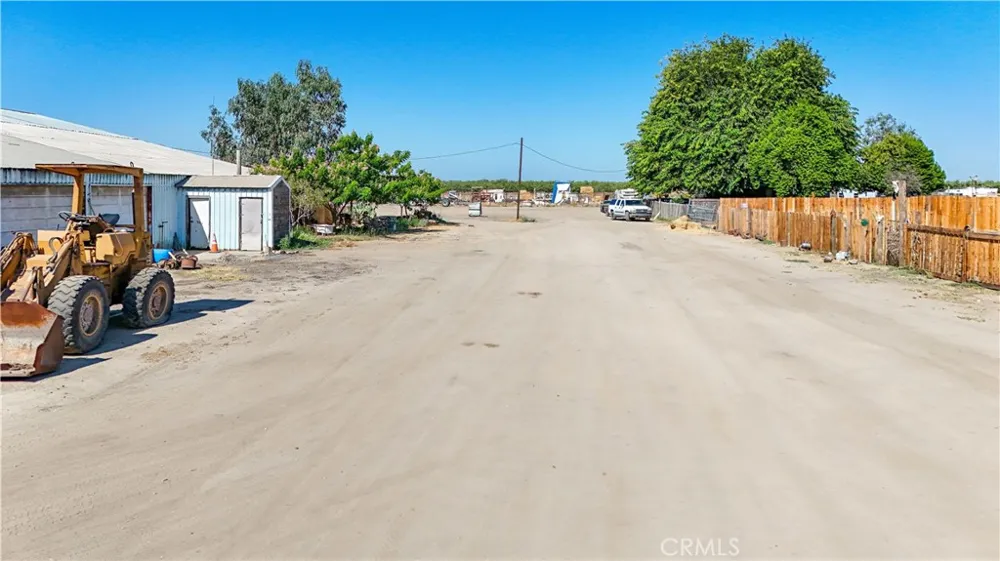 23174 Road 6 Chowchilla, CA 93610