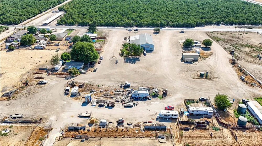 23174 Road 6 Chowchilla, CA 93610