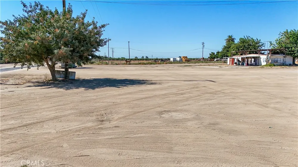 23174 Road 6 Chowchilla, CA 93610