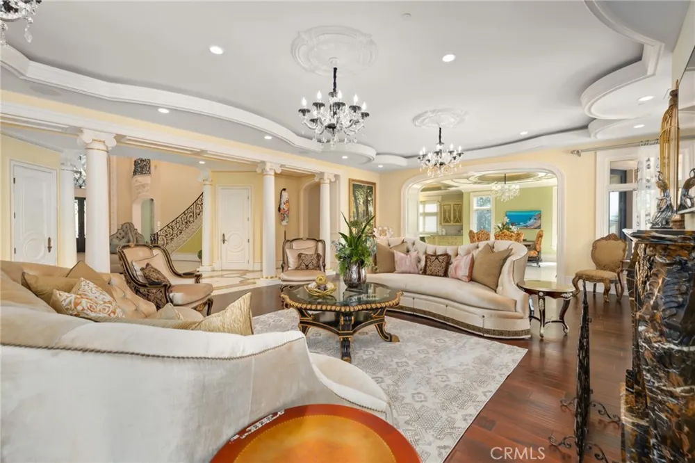 165 Circle Drive Bradbury, CA 91008