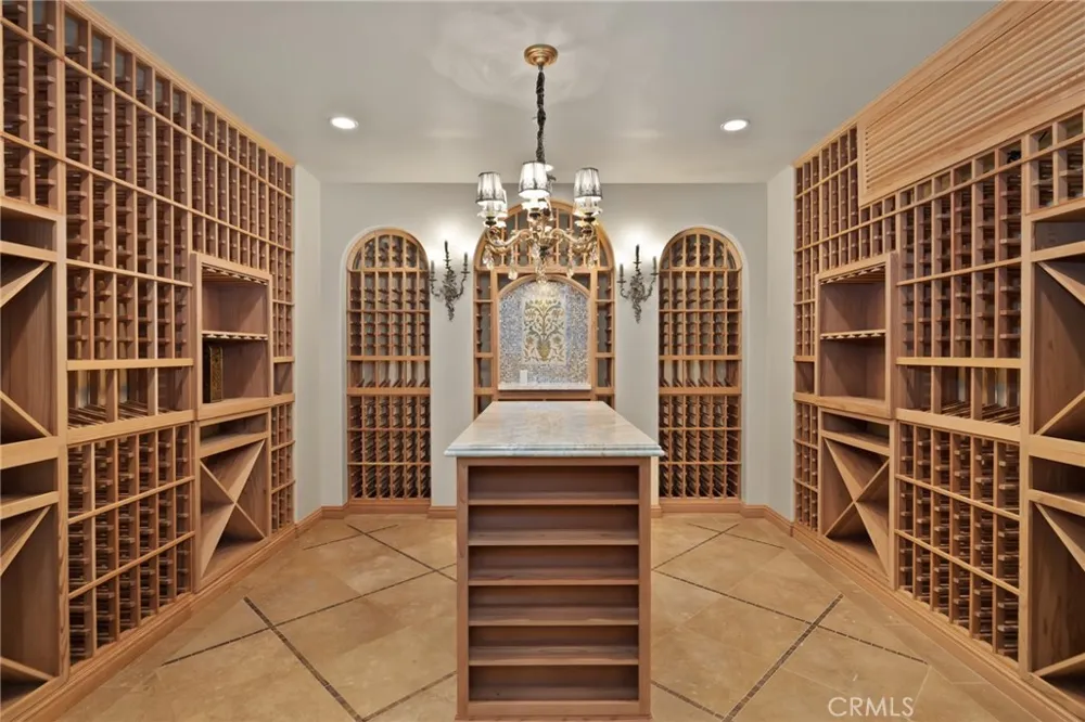 165 Circle Drive Bradbury, CA 91008