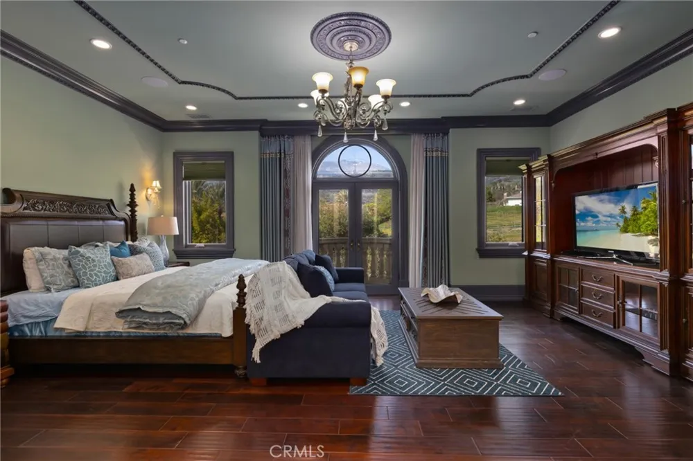 165 Circle Drive Bradbury, CA 91008