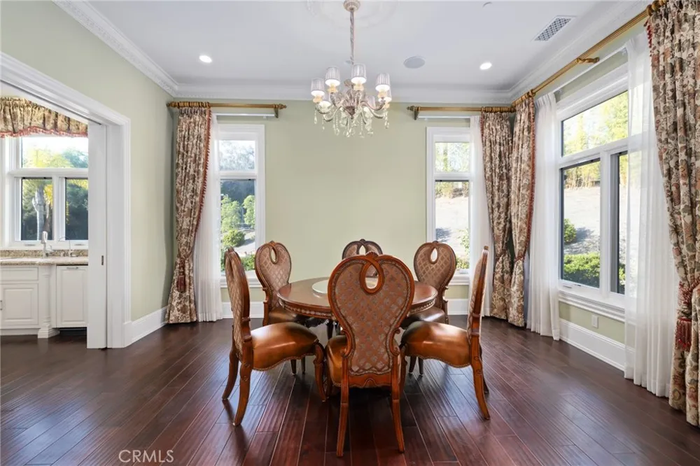 165 Circle Drive Bradbury, CA 91008