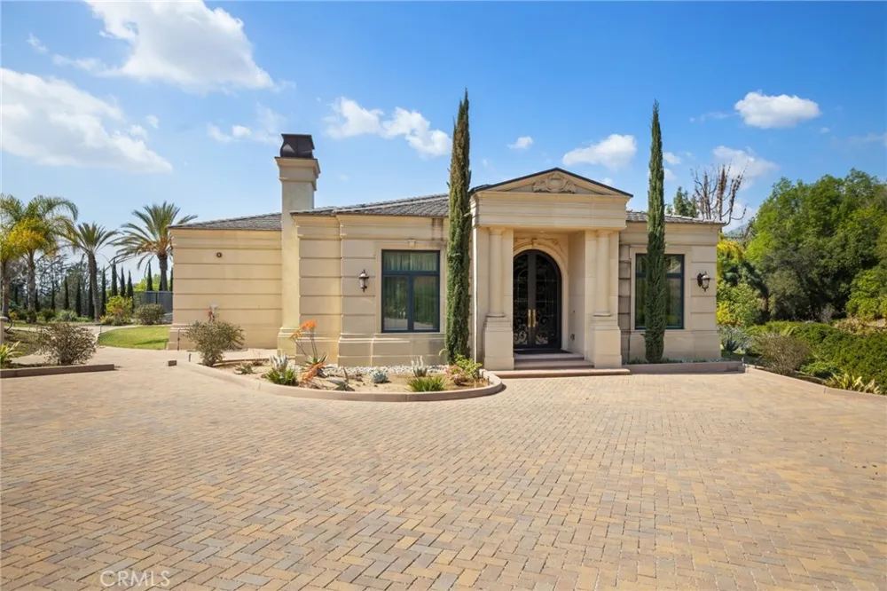 165 Circle Drive Bradbury, CA 91008