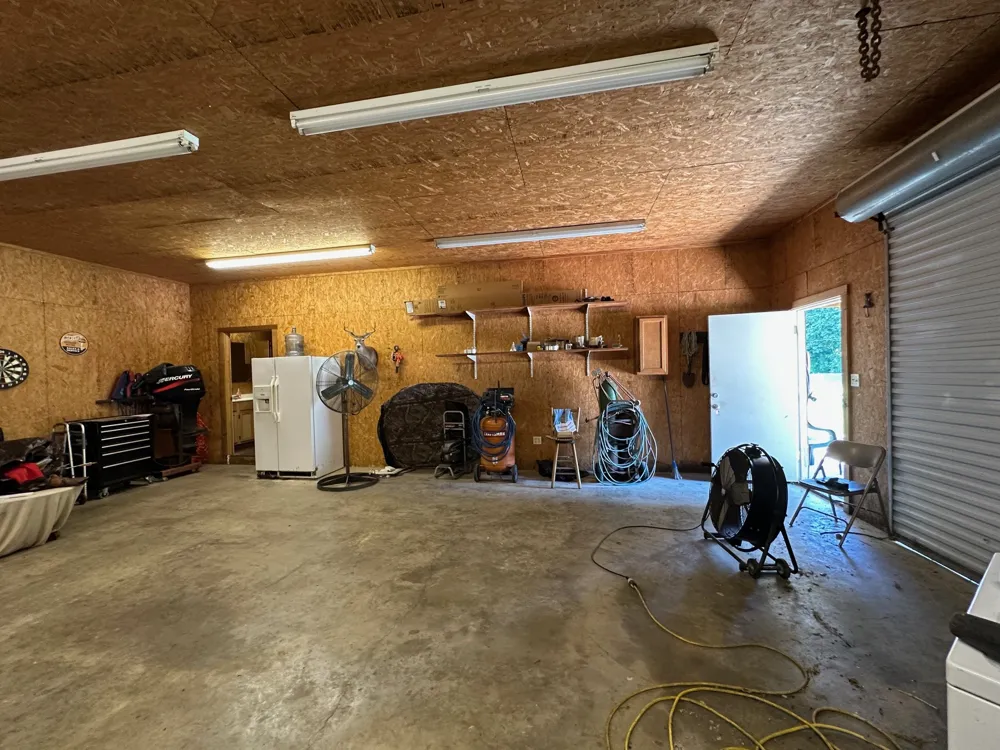 381 County Road 3637 Jefferson, TX 75657