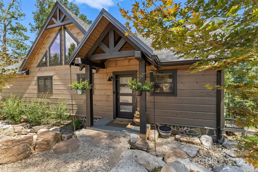 94 Osprey Roost Drive Nebo, NC 28761
