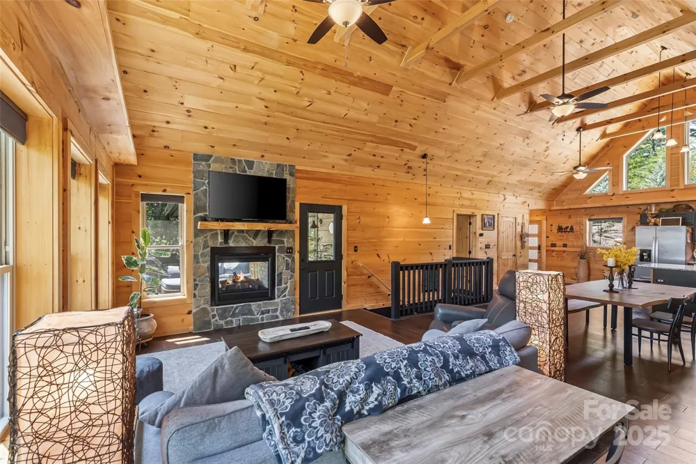 94 Osprey Roost Drive Nebo, NC 28761