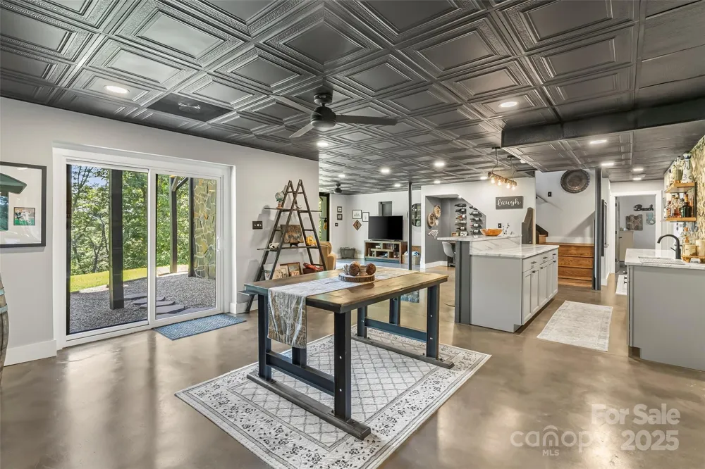 94 Osprey Roost Drive Nebo, NC 28761