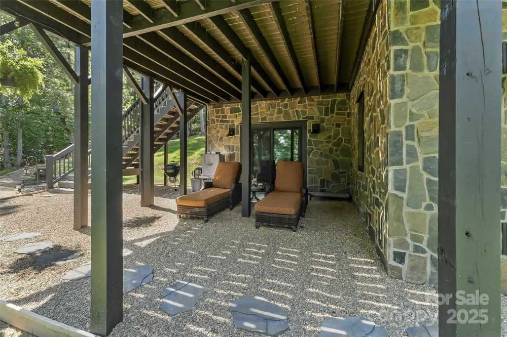 94 Osprey Roost Drive Nebo, NC 28761