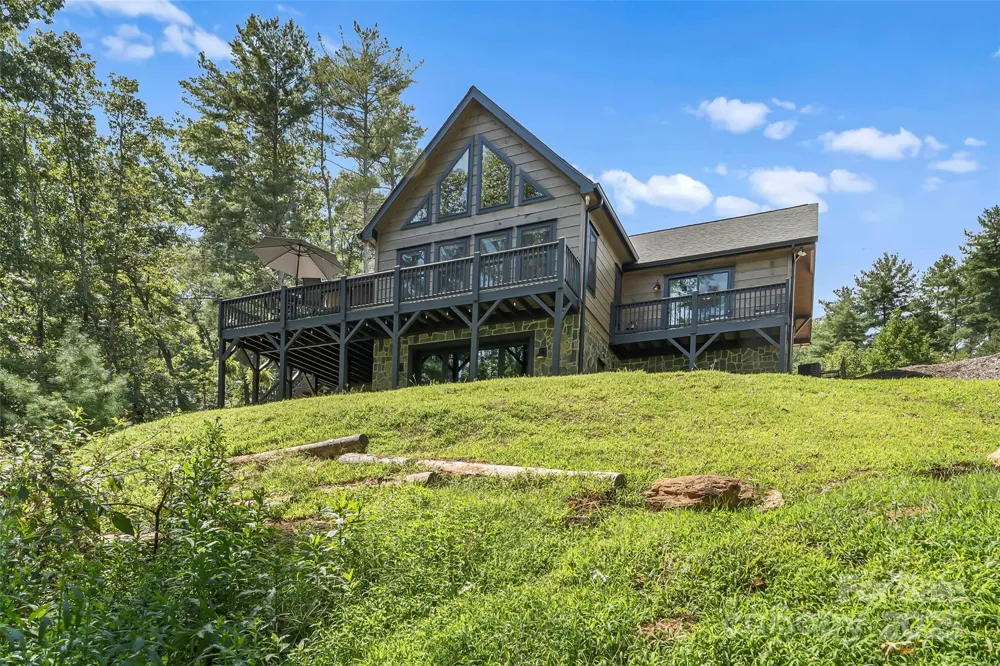 94 Osprey Roost Drive Nebo, NC 28761