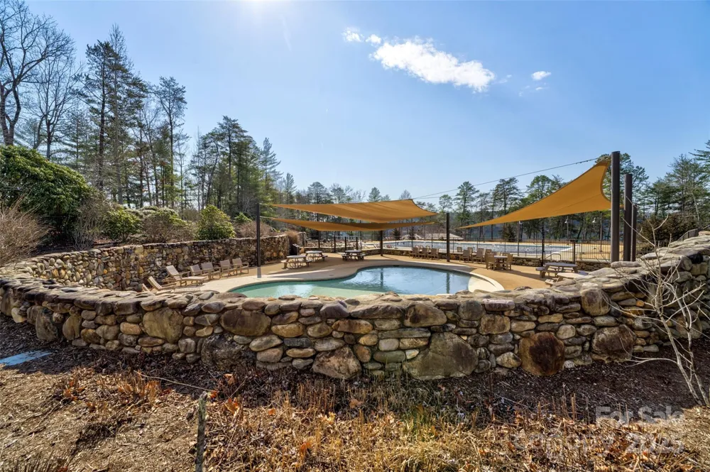 94 Osprey Roost Drive Nebo, NC 28761
