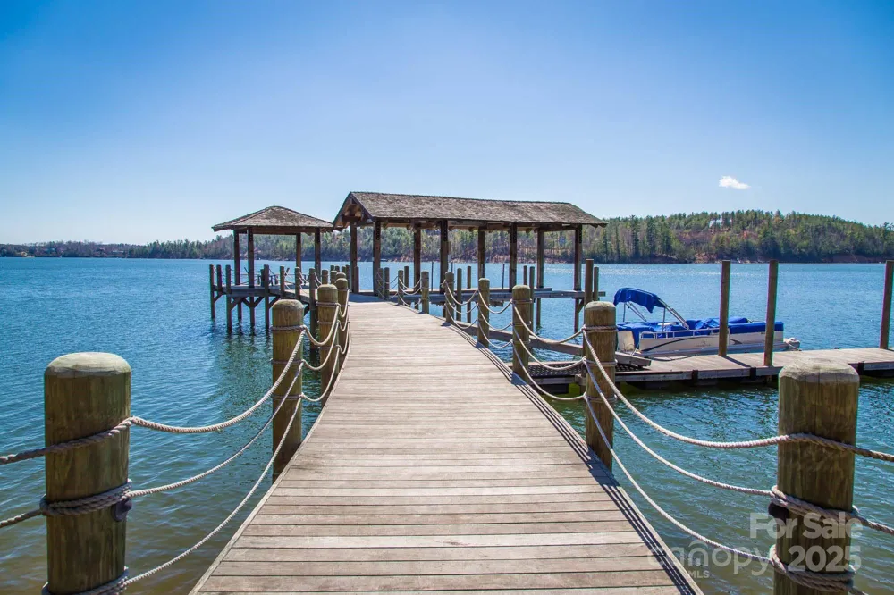 94 Osprey Roost Drive Nebo, NC 28761