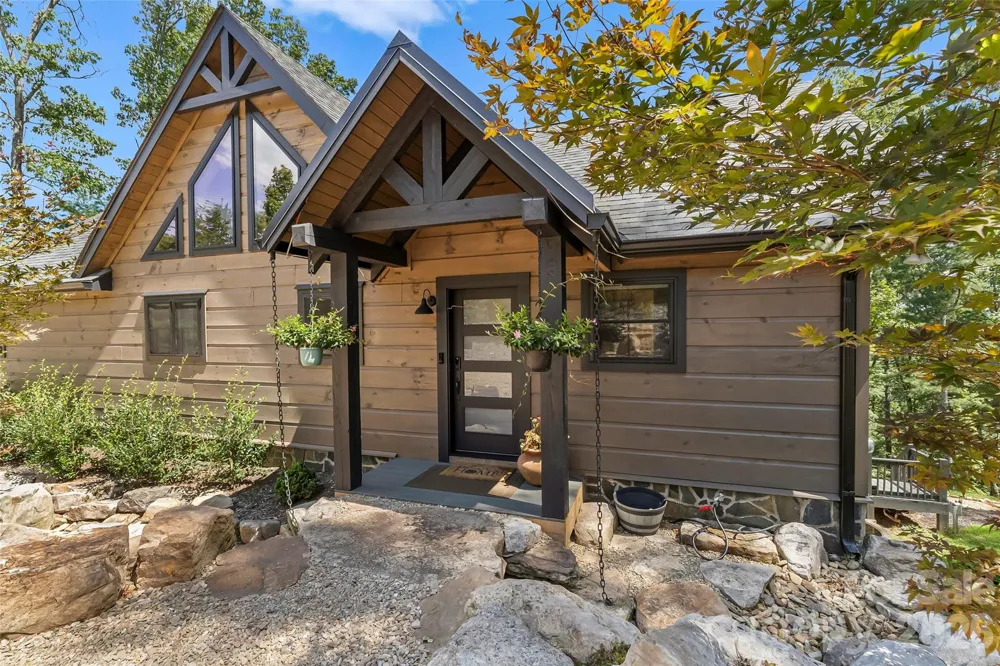 94 Osprey Roost Drive Nebo, NC 28761