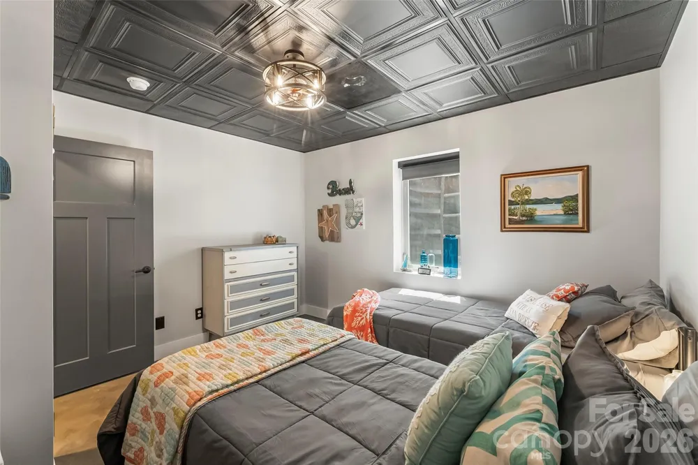 94 Osprey Roost Drive Nebo, NC 28761