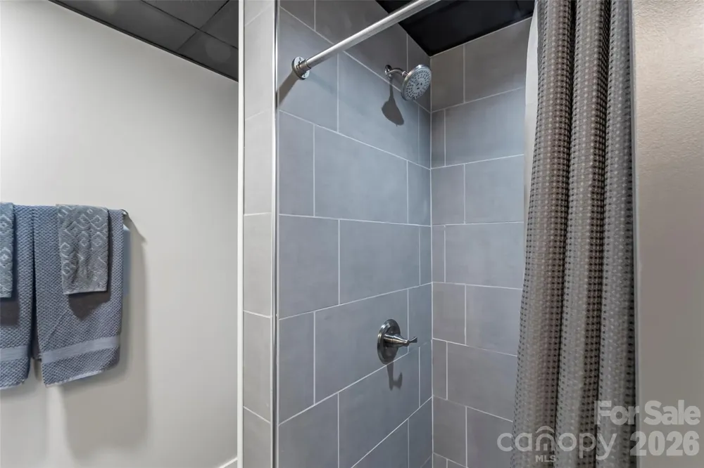 94 Osprey Roost Drive Nebo, NC 28761