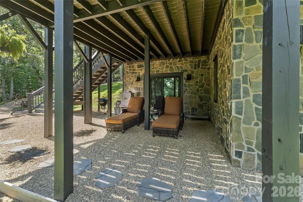 94 Osprey Roost Drive Nebo, NC 28761