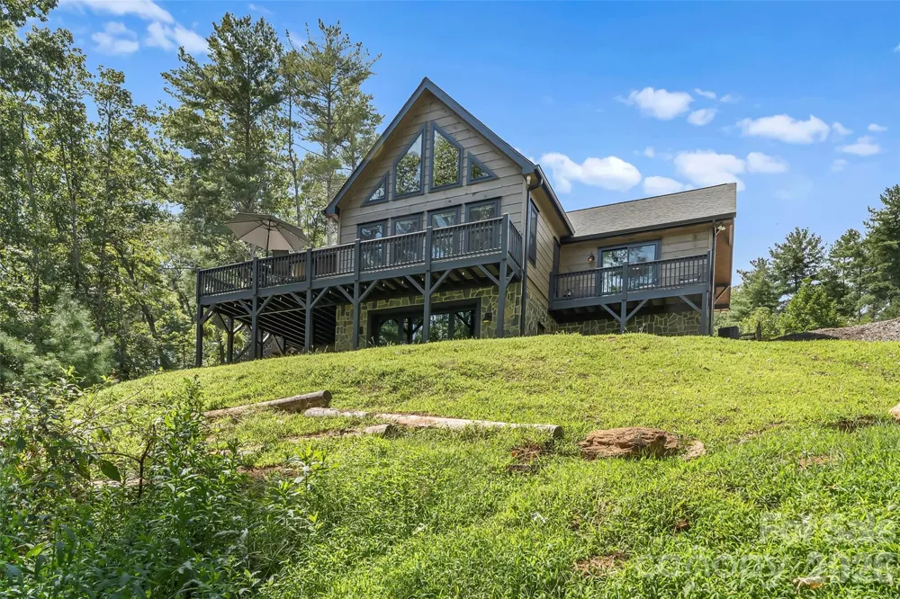 94 Osprey Roost Drive Nebo, NC 28761